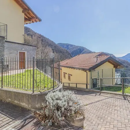 Varenna Wanderlust Perledo