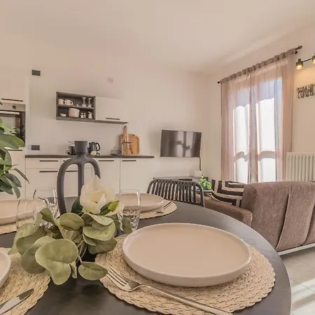 Varenna Wanderlust Apartment Perledo