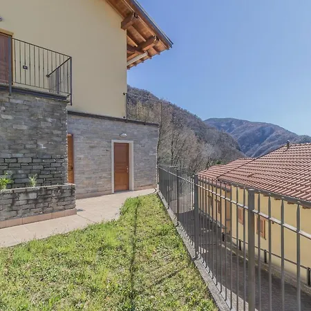 Varenna Wanderlust Perledo