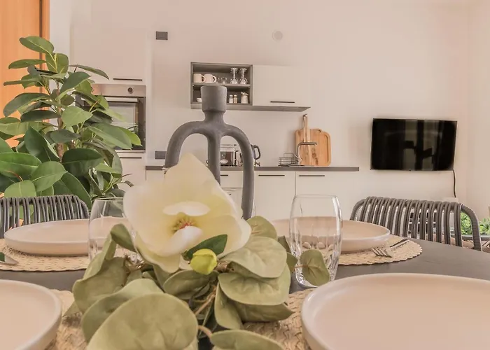 Varenna Wanderlust Perledo