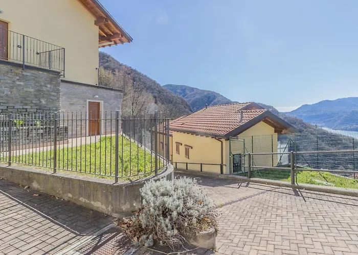 Varenna Wanderlust Perledo